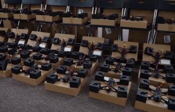 Передали двісті дронів славетній 79-й бригаді від громади Миколаєва » Миколаївський Оглядач