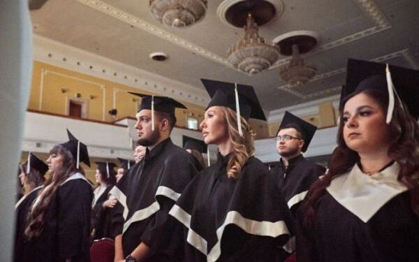 Перші на Черкащині: в області відбувся випуск лікарів — Новини Черкащіни