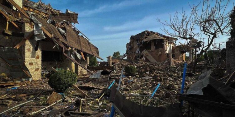 Під час нічної атаки було збито два “Калібри”, уламки пошкодили багато будівель —Хмельнитчина