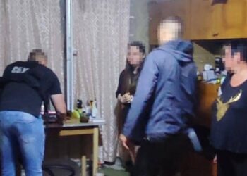 Працівниця Укрзалізниці, яка переїхала до Черкащини, виправдовувала збройну агресію проти України та намагалась втекти до Росії