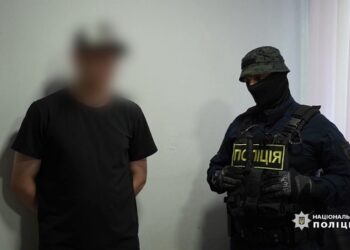 Працівника ТЦК в Одесі затримали за підозрою в отриманні хабаря у 1 тисячу доларів