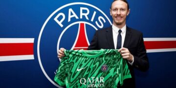 «ПСЖ» подписал голкипера из чемпионата России