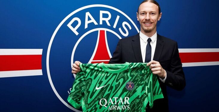 «ПСЖ» подписал голкипера из чемпионата России