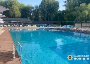 У басейні розважального комплексу потонув неповнолітній: відкрили кримінальне провадження  — Новости Черкасс