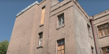 У Запоріжжі внаслідок ракетного удару постраждала гімназія 30 – будівля серйозно пошкоджена | Новости Запорожья