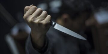 У Жашкові чоловік вдарив ножем у груди свого знайомого