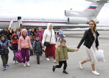 З окупованих регіонів Херсонщини росіяни планують вивезти  на “оздоровлення” понад дві тисячі дітей