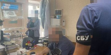 За 3000 доларів робили з чоловіків «інвалідів», щоб ті могли перетнути державний кордон —Хмельнитчина