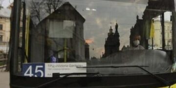 Зміни на маршруті №45 у Львові: автобуси їхатимуть іншою дорогою