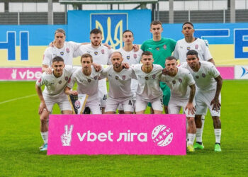 “Зоря” зійшла над “Таврією”, а “Кривбас” – над “Зорею”