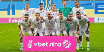 “Зоря” зійшла над “Таврією”, а “Кривбас” – над “Зорею”