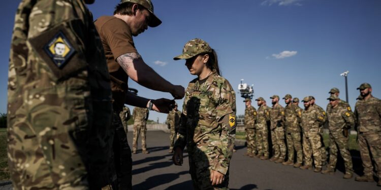 «Азов» влаштовує військовий вишкіл у Полтаві