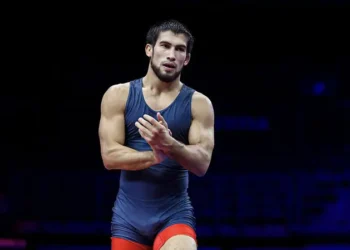 російський борець «плюнув на всіх» та прийняв від МОК запрошення на Олімпіаду-2024 | Боротьба |