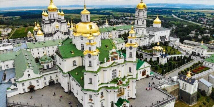 Численні порушення виявила перевірка Почаївської лаври
