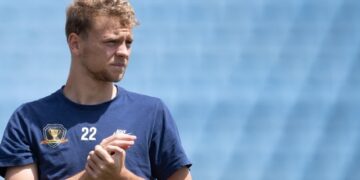 «Динамо» подписало очередного игрока «Днепра-1»