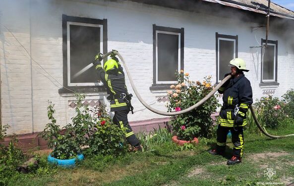 Дитячі пустощі з вогнем спричинили пожежу на Золотоніщині — Новости Черкасс