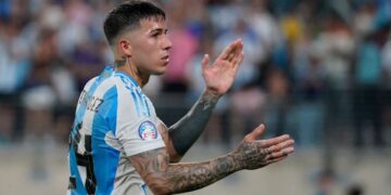 Футболисты сборной Аргентины после победы в Copa América спели расистскую песню. ФИФА грозит им санкциями