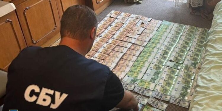 Ліквідовано ще одну схему ухилення від мобілізації: СБУ затримала двох мешканців Хмельниччини —Хмельнитчина