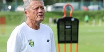 Мирон Маркевич покинул должность главного тренера львовских “Карпат”