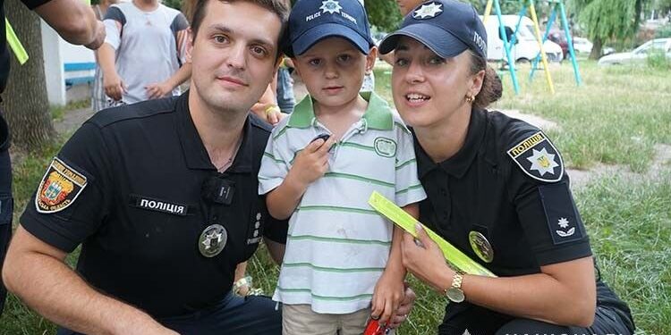 Мрію 4-річного Іллі з Тернополя здійснили поліцейські