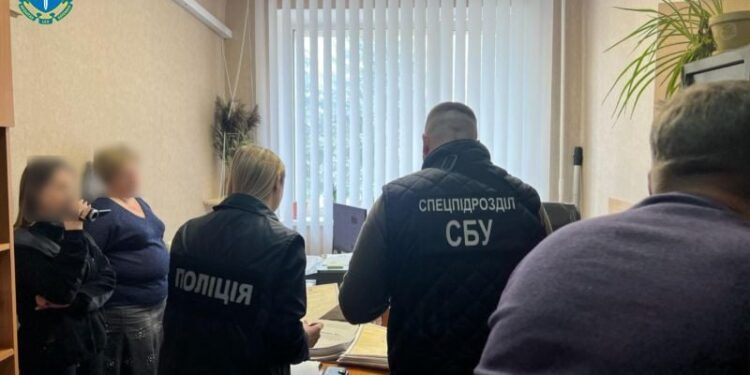 На Хмельниччині посадовців підозрюють у підробці документів для експорту зерна —Хмельнитчина