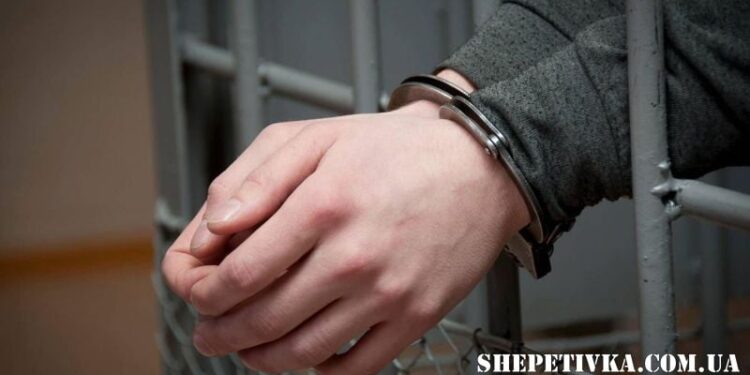 На Шепетівщині чоловік спочатку побив вітчима, а потім задушив —Хмельнитчина