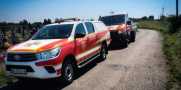 На шепетівському кладовищі містяни виявили 22 ручних гранати (відео знищення) —Хмельнитчина