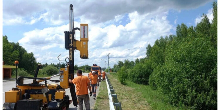 На трасах Житомирщини відновили майже кілометр пошкоджених відбійників | Журнал Житомира