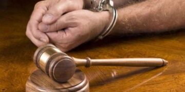 На Уманщині п’яний чоловік до смерті побив співмешканця своєї матері