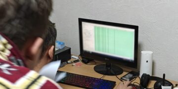 Одесит створив ботоферму для росіян й отримував від них рублі за співпрацю