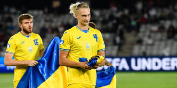 Ошибки УЕФА не было. Игрок сборной Украины по футболу М. Таловеров действительно родился в России