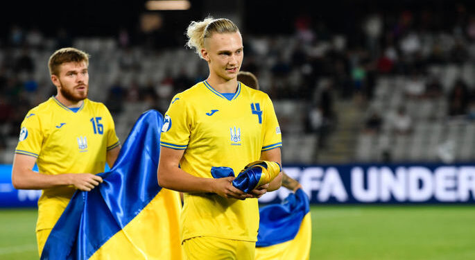 Ошибки УЕФА не было. Игрок сборной Украины по футболу М. Таловеров действительно родился в России