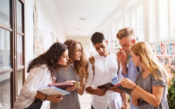 Підлітків з Черкащини запрошують на безкоштовний онлайн-курс англійської мови — Новости Черкасс