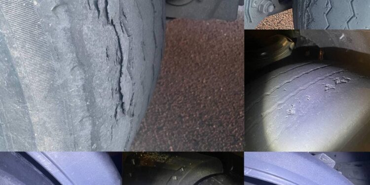 Після смертельної ДТП, де загинули 14 людей, патрульні перевіряють шини вантажівок