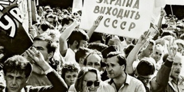 Понад 90% мешканців заходу не хотіли б відновлення СРСР — опитування