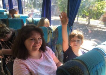 Родини загиблих героїв Метінвесту взяли участь у прожекті Незламна мама | Новости Запорожья