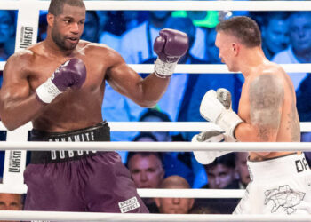 “Спорный вопрос”: Али Башир оценил скандальный удар в бою Усик – Дюбуа – Спорт ):Бокс