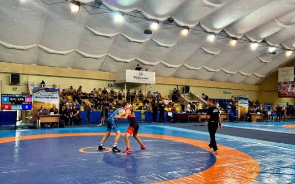 У Черкасах проходить Кубок України з греко-римської боротьби  — Новини Черкащіни