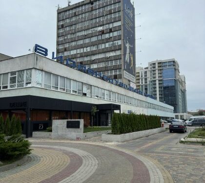 У Львові будфірма викупила будівелю видавництва «Вільна Україна»