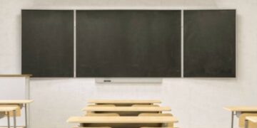 У Львові діти підуть до школи з 19 серпня