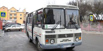 У маршрутках Чорткова не розрахуватися готівкою з 1 серпня