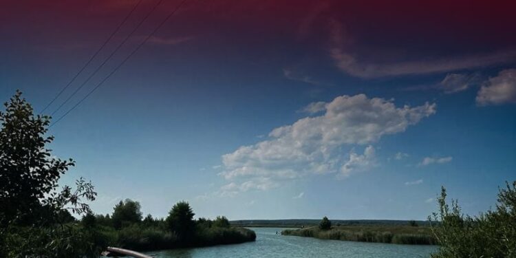 У Нетішині рятувальники дістали з озера тіло 15-річного підлітка —Хмельнитчина