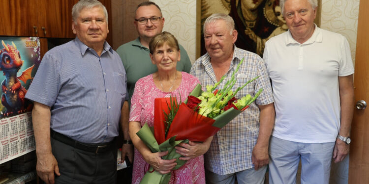 Ветеран Запоріжсталі Борис Федоров отримав привітання з ювілеєм | Новости Запорожья