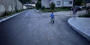 Вперше за 40 років відремонтували дорогу у центрі Кременця