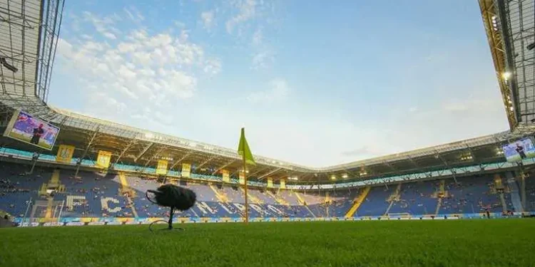 Выселили с тренировочной базы и стадиона. Днепр-1 близок к прекращению существования клуба