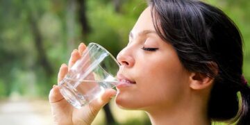 Стало відомо, скільки води треба випивати щодня – ЭКОНОМИКА