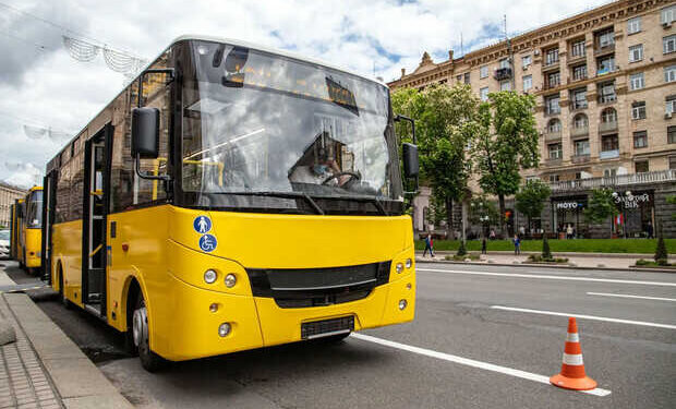 24 та 25 серпня низка столичних автобусів і тролейбусів курсуватиме зі змінами руху | Новини Київ