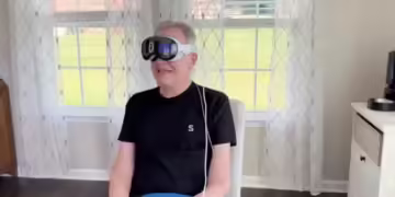 Гарнітуру Apple Vision Pro під’єднали до мозку людини за допомогою імпланту Synchron — ТЕХНОЛОГИИ