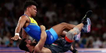 Беленюк програв іранцю за вихід до фіналу Олімпіади-2024 | Боротьба |