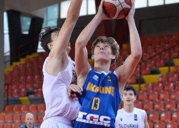 Чоловіча збірна U-18 обіграла Словаччину на чемпіонаті Європи – Федерація баскетболу України